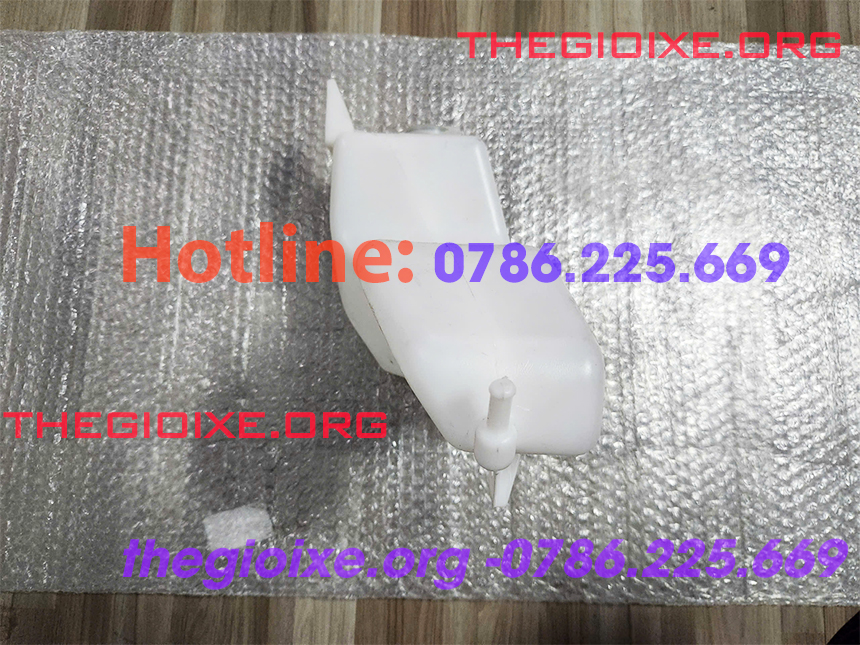 Bình nước phụ két nước xe tải Đô Thành IZ49 IZ65 IZ250 IZ350