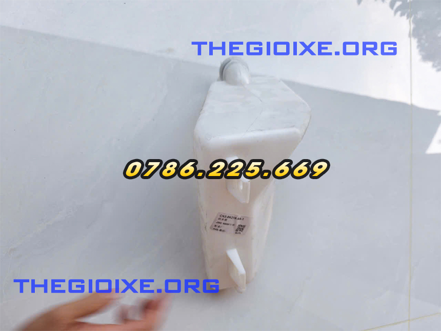Bình nước phụ xe tải Đô Thành IZ65 Bình nước phụ xe tải Đô Thành IZ65
