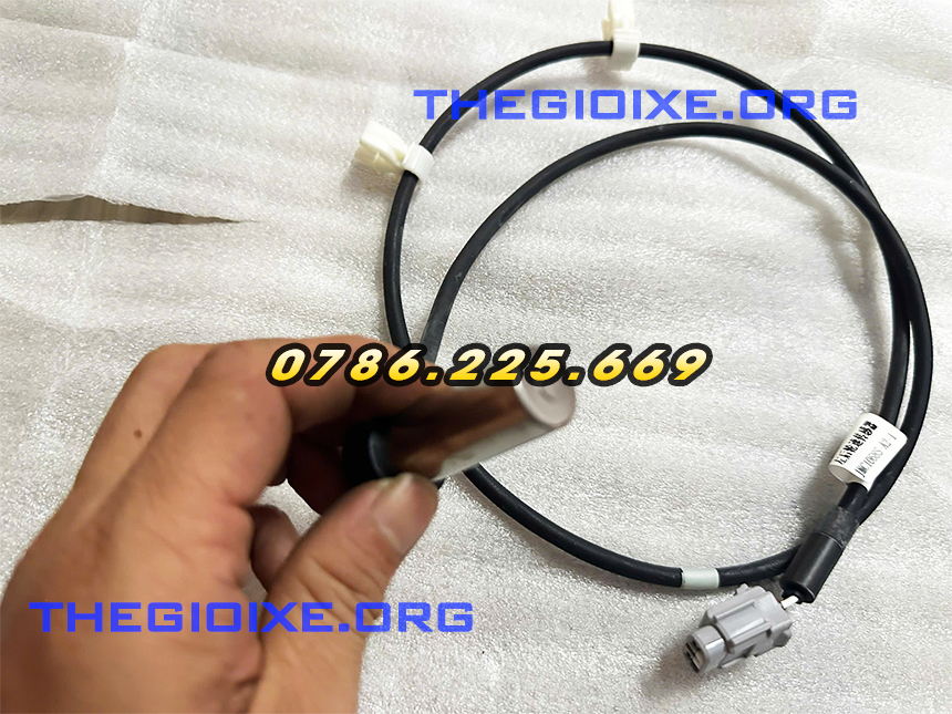 Cảm biến ABS xe tải Đô Thành IZ49 IZ65