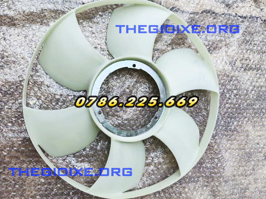 Cánh quạt két nước xe tải Đô Thành IZ49 IZ65 IZ250