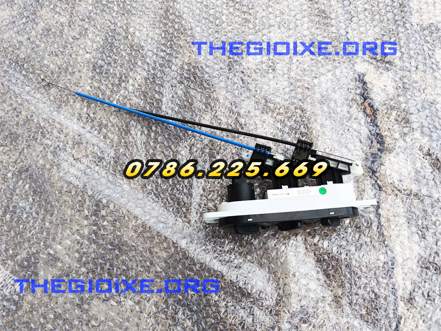 Công tắc điều hòa xe tải Đô Thành IZ49 IZ65 IZ250