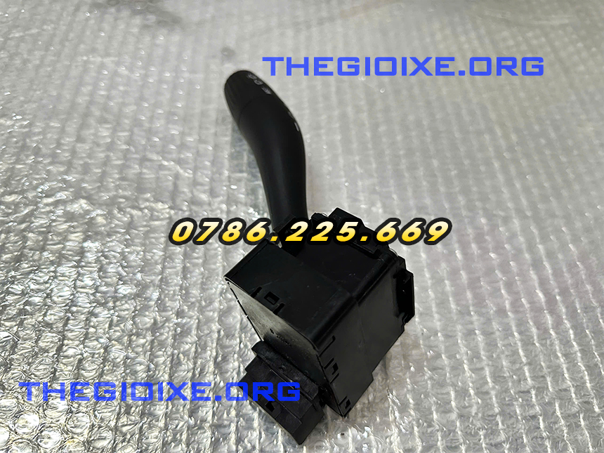 Công tắc gạt mưa xe tải Đô Thành IZ49 IZ65 Công tắc gạt mưa xe tải Đô Thành IZ49 IZ65