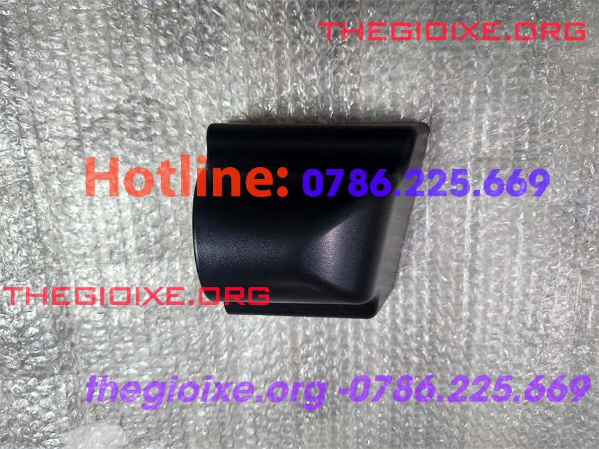 Ốp lớn chân gương ( ốp đế gương ) xe tải Đô Thành IZ49 IZ65 IZ250 IZ350 IZ500 IZ650
