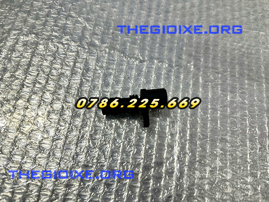 Cảm biến cốt máy xe tải Isuzu QKR 230 Cảm biến cốt máy xe tải Isuzu QKR 230