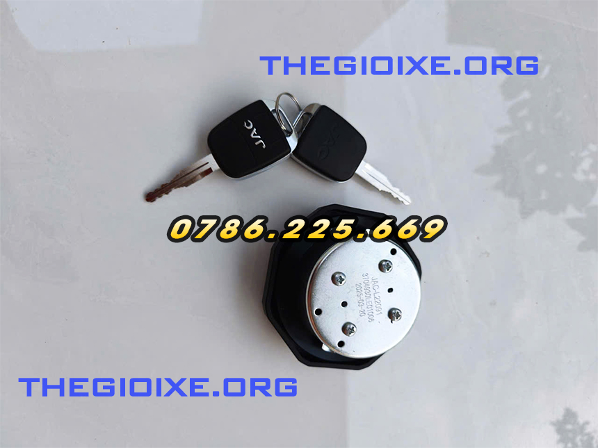 Nắp thùng dxe tải JAC N250 N350 N650 Nắp thùng dxe tải JAC N250 N350 N650