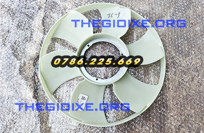 Cánh quạt két nước xe tải Đô Thành IZ49 IZ65 IZ250