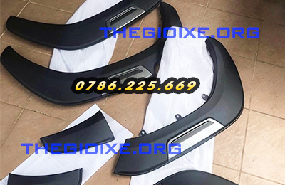 Cua lốp Hilux xe Ford Ranger