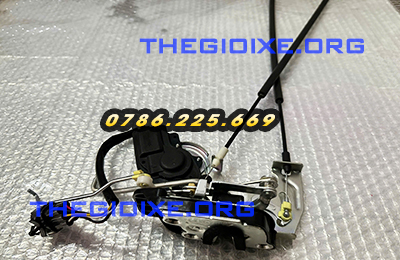 Ổ ngậm khóa cửa xe tải đô thành IZ49 IZ65